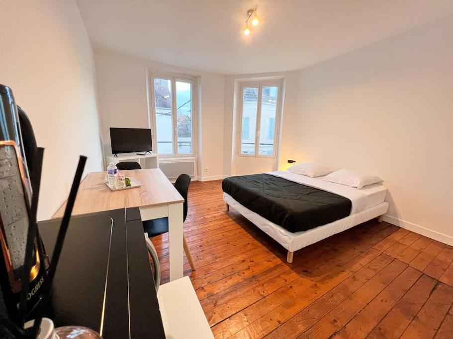 Appartement Maciet 4- Centre Ville Meaux-Gare-Disney מראה חיצוני תמונה